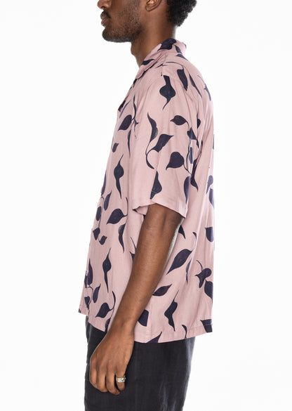 Short Sleeve Bowling Shirt in Dusky Pink