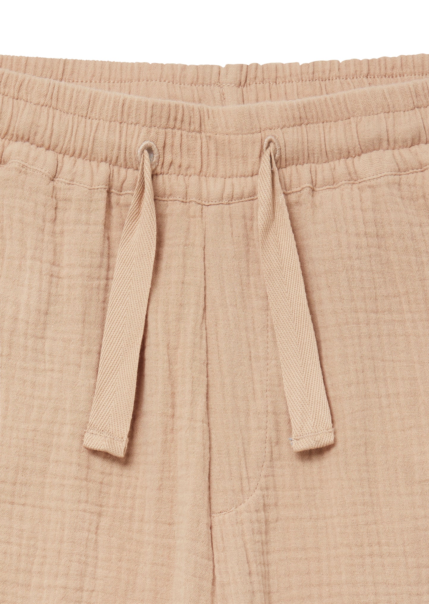 Crinkle Short in Warm Beige