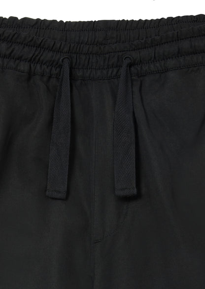 Bowling Short in Black