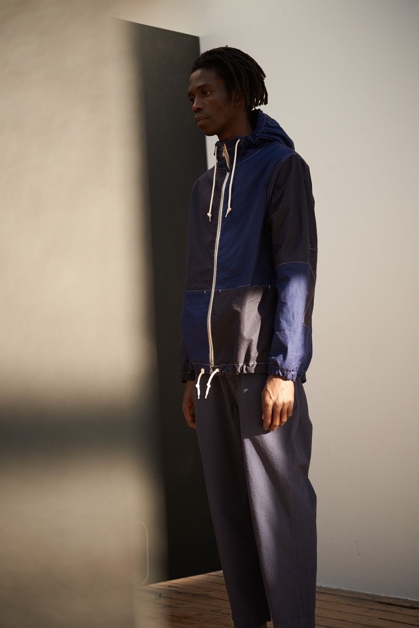 Zip Through Cagoule in Navy/Orange